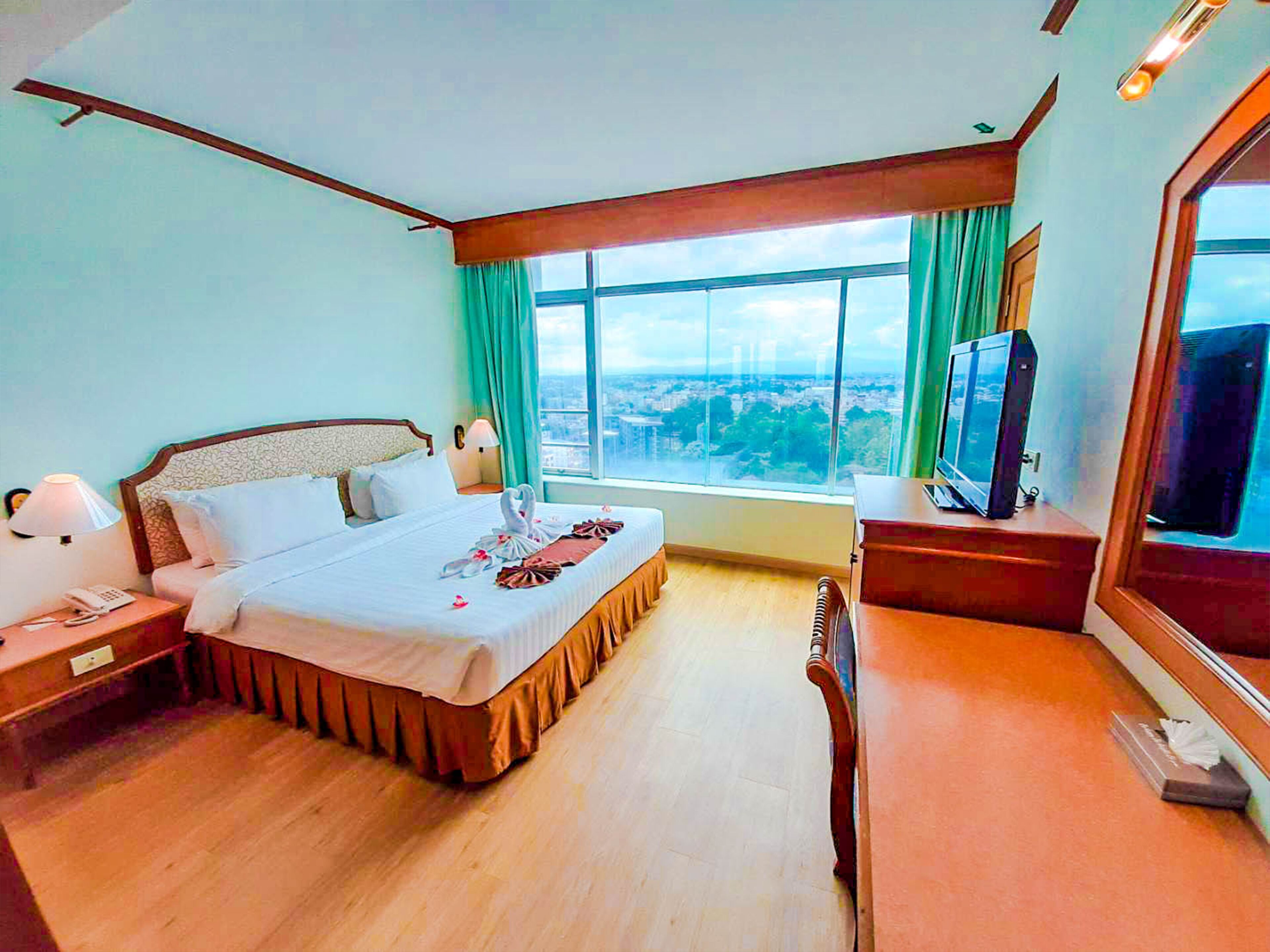 suite | rollaway beds, free wifi