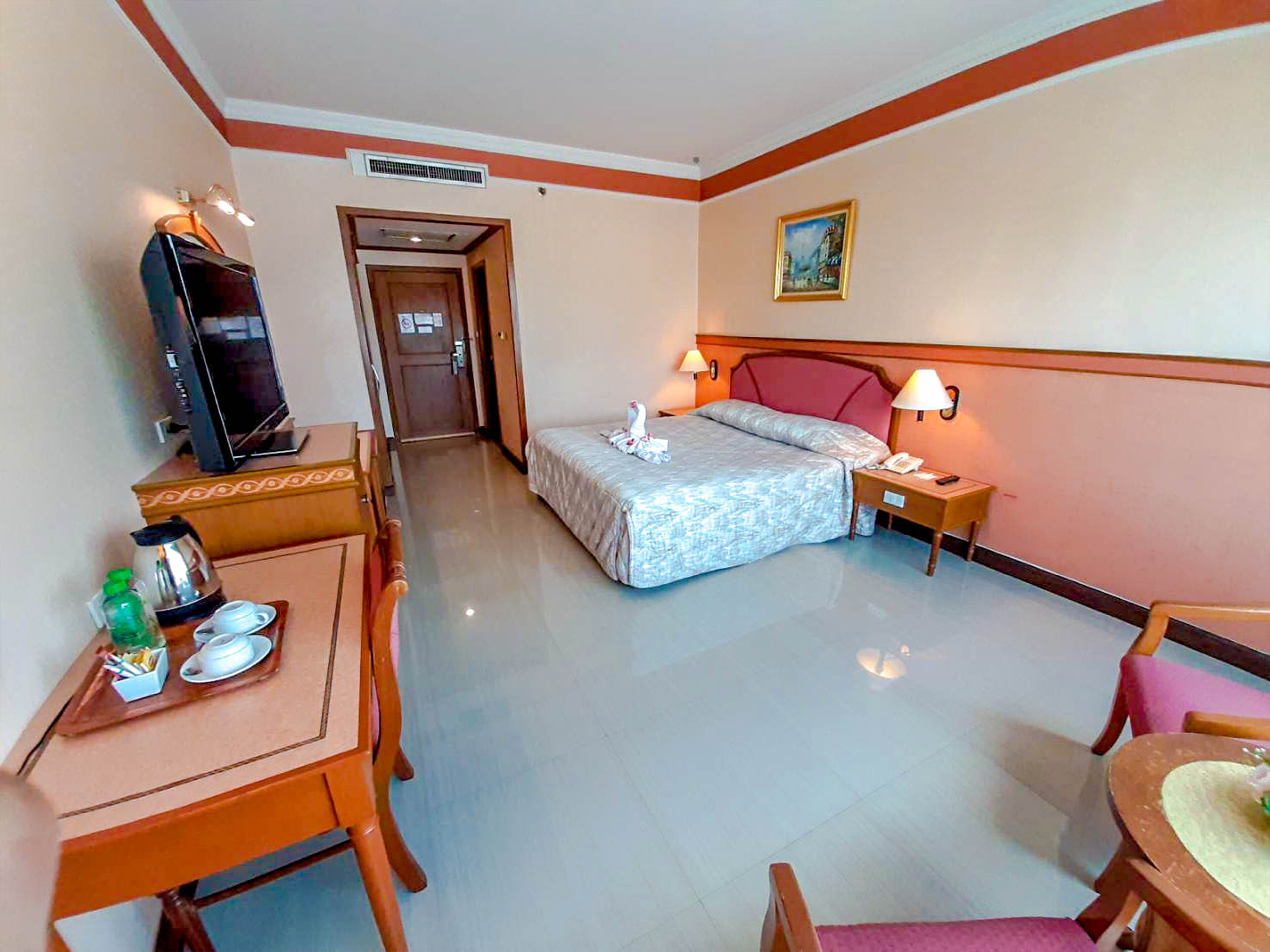 deluxe room | rollaway beds, free wifi