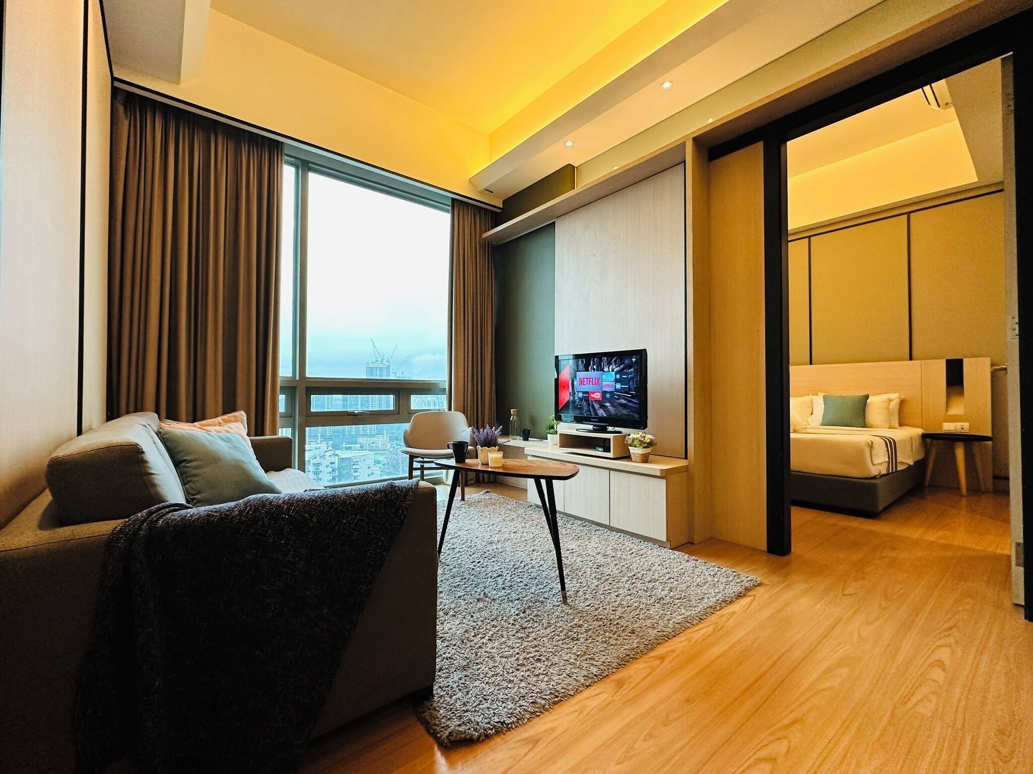 1 Bed Room Suite | Living area | LCD TV