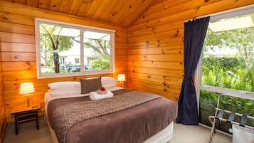 Zimmer, 1 Queen-Bett | 1 Schlafzimmer, Bettwäsche