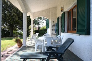 Outdoor dining - N147 - Numana, wonderful sea view villa (Numana)