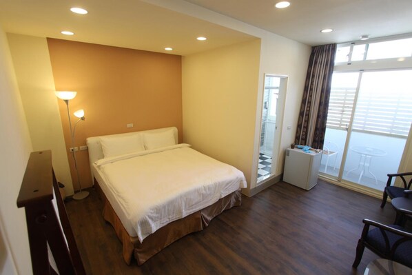 Verdunkelungsvorhänge, schallisolierte Zimmer, kostenloses WLAN