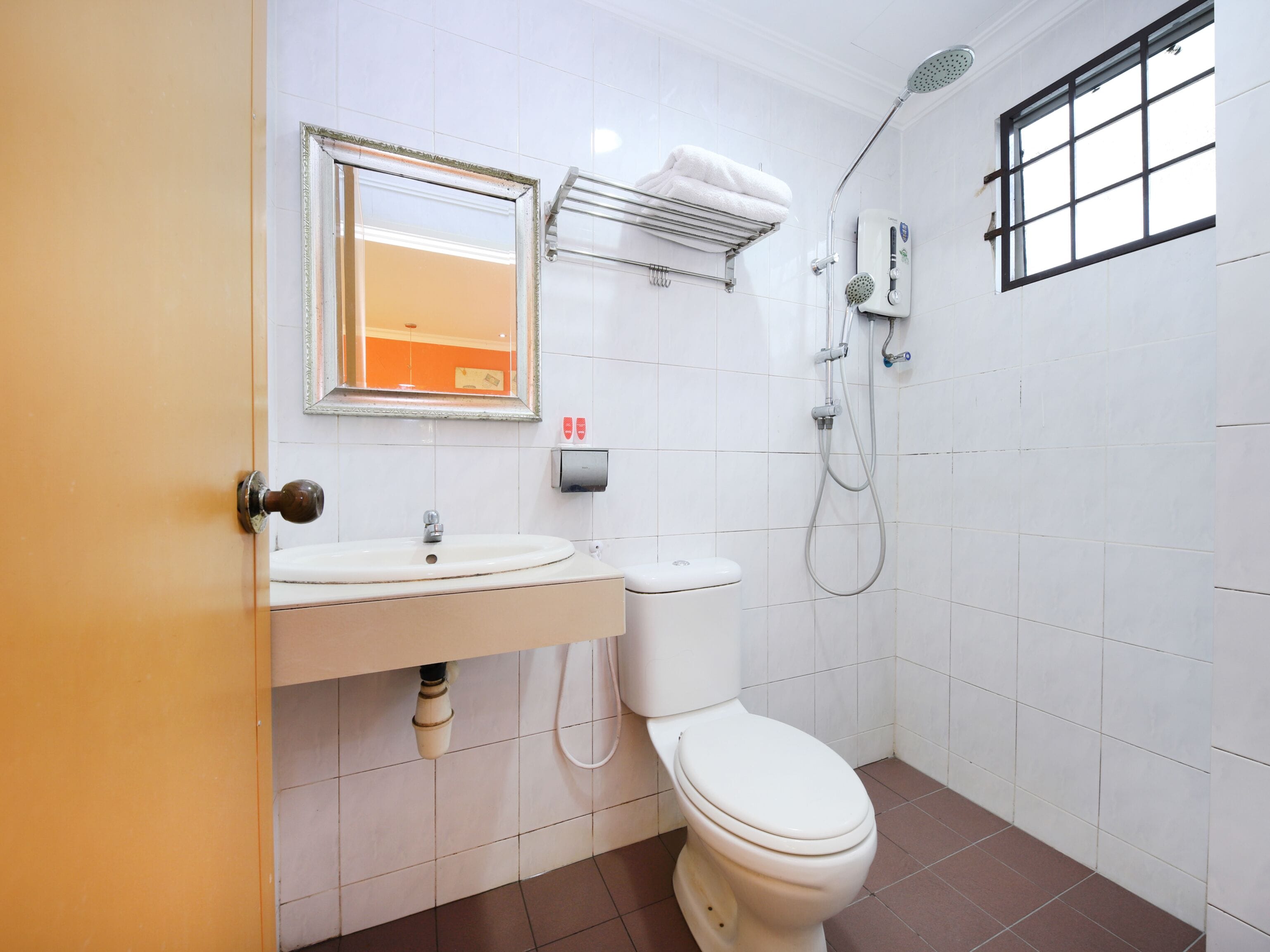 Foto - OYO 761 City Hotel