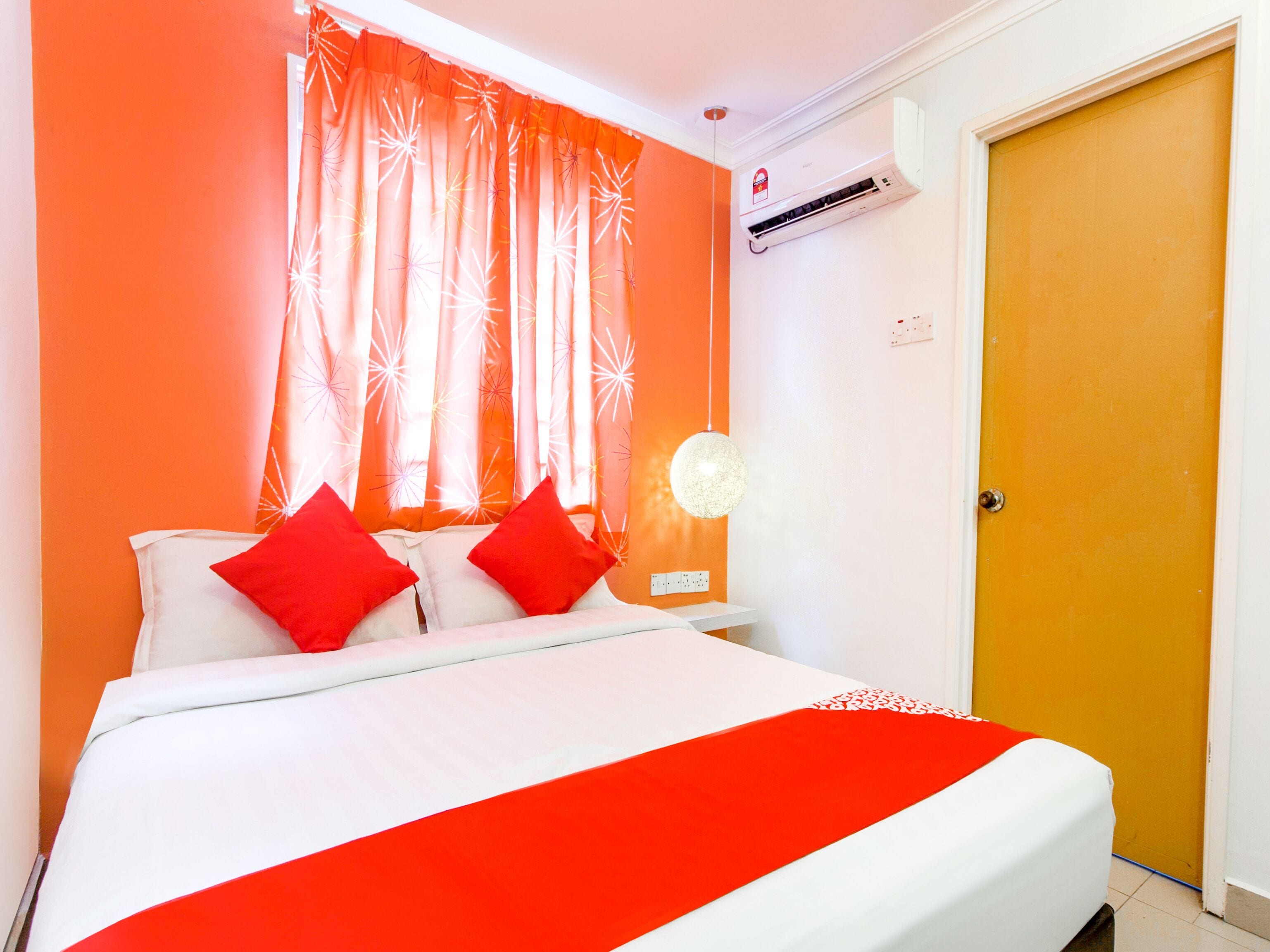 Foto - OYO 761 City Hotel