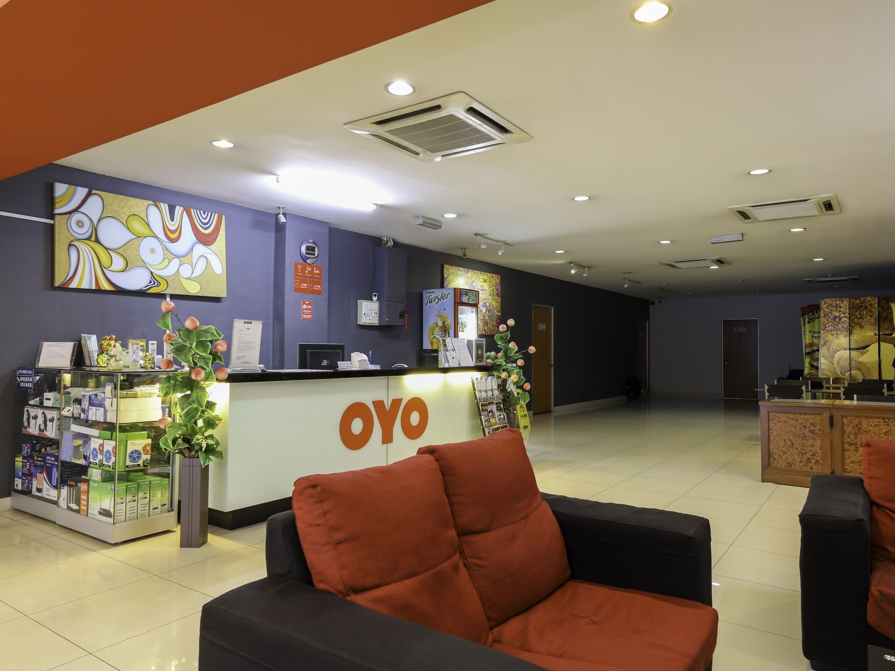 Foto - OYO 761 City Hotel
