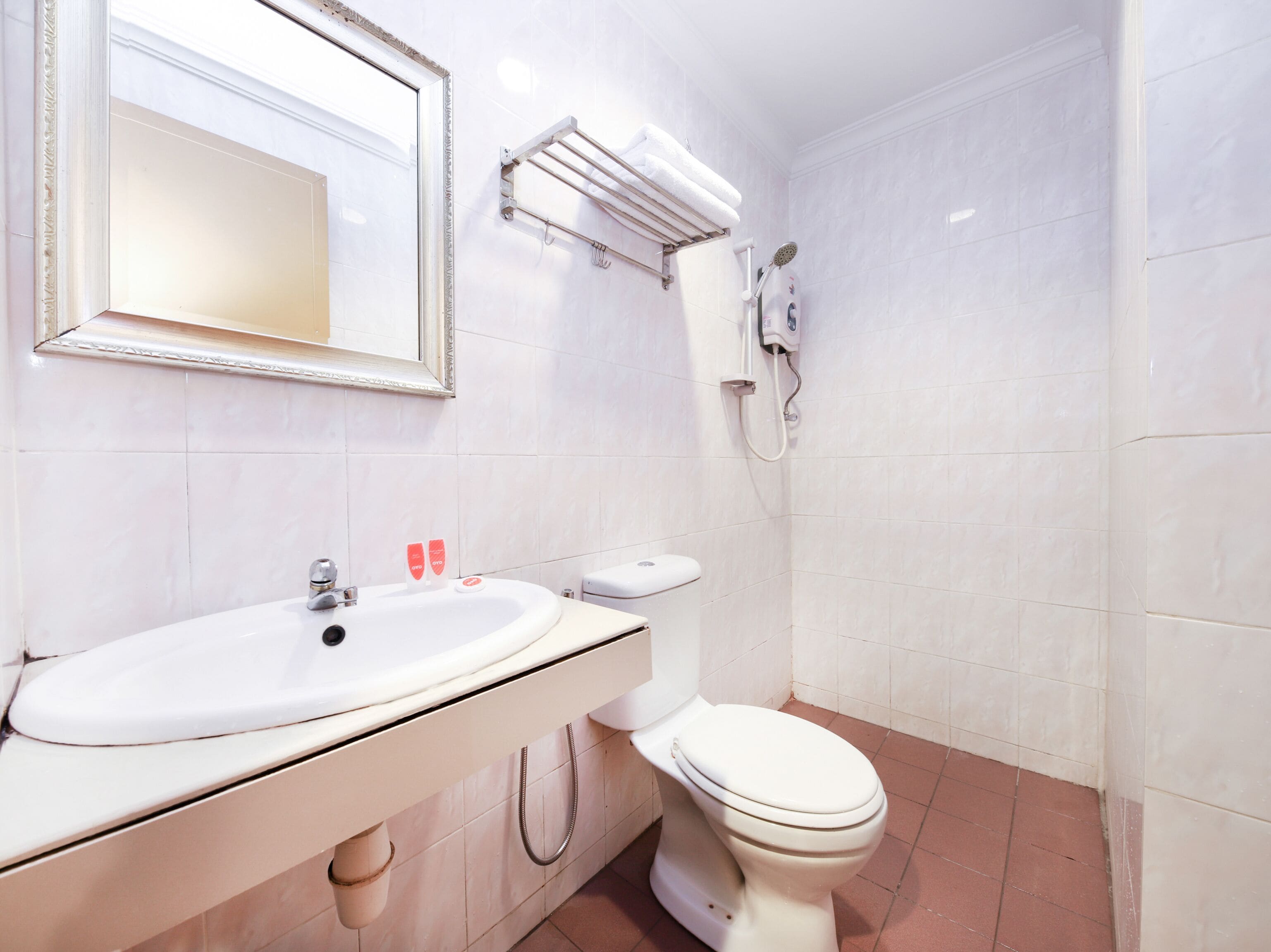 Foto - OYO 761 City Hotel