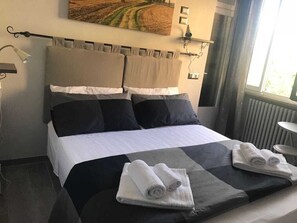 Standard Double Room | Desk, free WiFi - Cris&Giuli House (Barberino Tavarnelle)