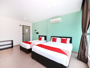Superior Suite, Multiple Beds | Desk, laptop workspace, free WiFi, bed sheets