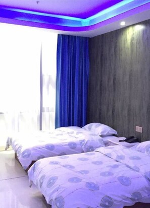 Desk, blackout curtains, free WiFi - Dongyun Boutique Hotel (Hangzhou)