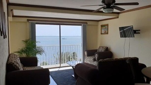 Condo, 2 Bedrooms, Mountain View | Living room - Ocean Towers (Kingston)