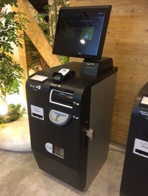 Check-in/check-out kiosk - eeGee STAY Omiya (Saitama)