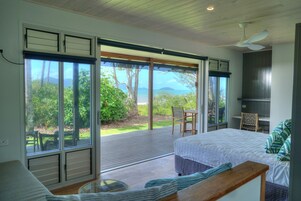 Deluxe Studio Suite, 1 King Bed, Beach View | Beach/ocean view