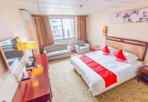 Desk, blackout curtains, free WiFi - Luoya Fengqing Hotel (Hangzhou)