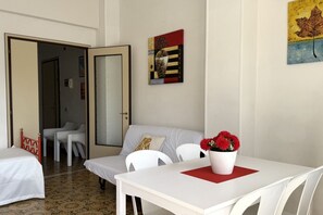 Dining - M146 - Marcelli, bilocale fronte mare con ampio terrazzo (Marcelli)