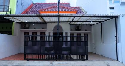 Homestay Jogja dekat Taman Pelangi by Simply Homy