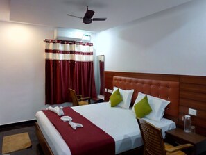 1 habitación, escritorio, camas plegables/adicionales y wifi gratis 