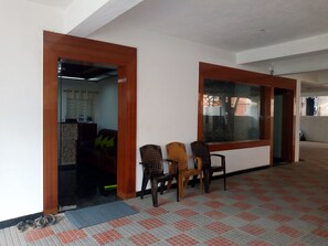 Lobby - Sri Sai Residency (Chennai)