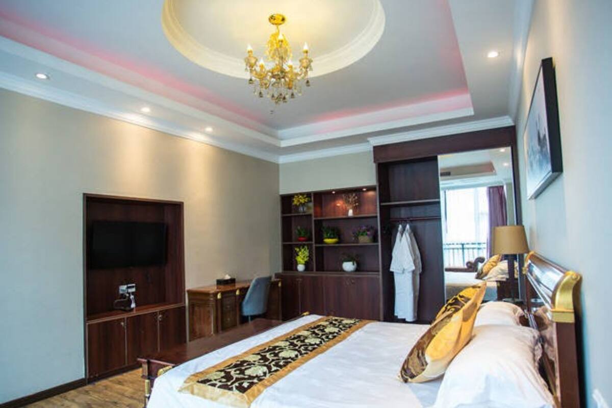 واي فاي مجانًا وملاءات أسرّة