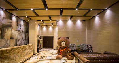 Century Boutique Hotel