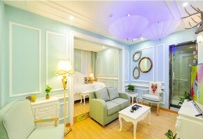 Romantic Room | Free WiFi, bed sheets