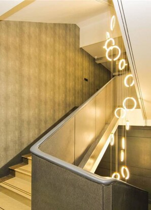 Staircase - Qiandao Lake Jingting Hotel (Hangzhou)