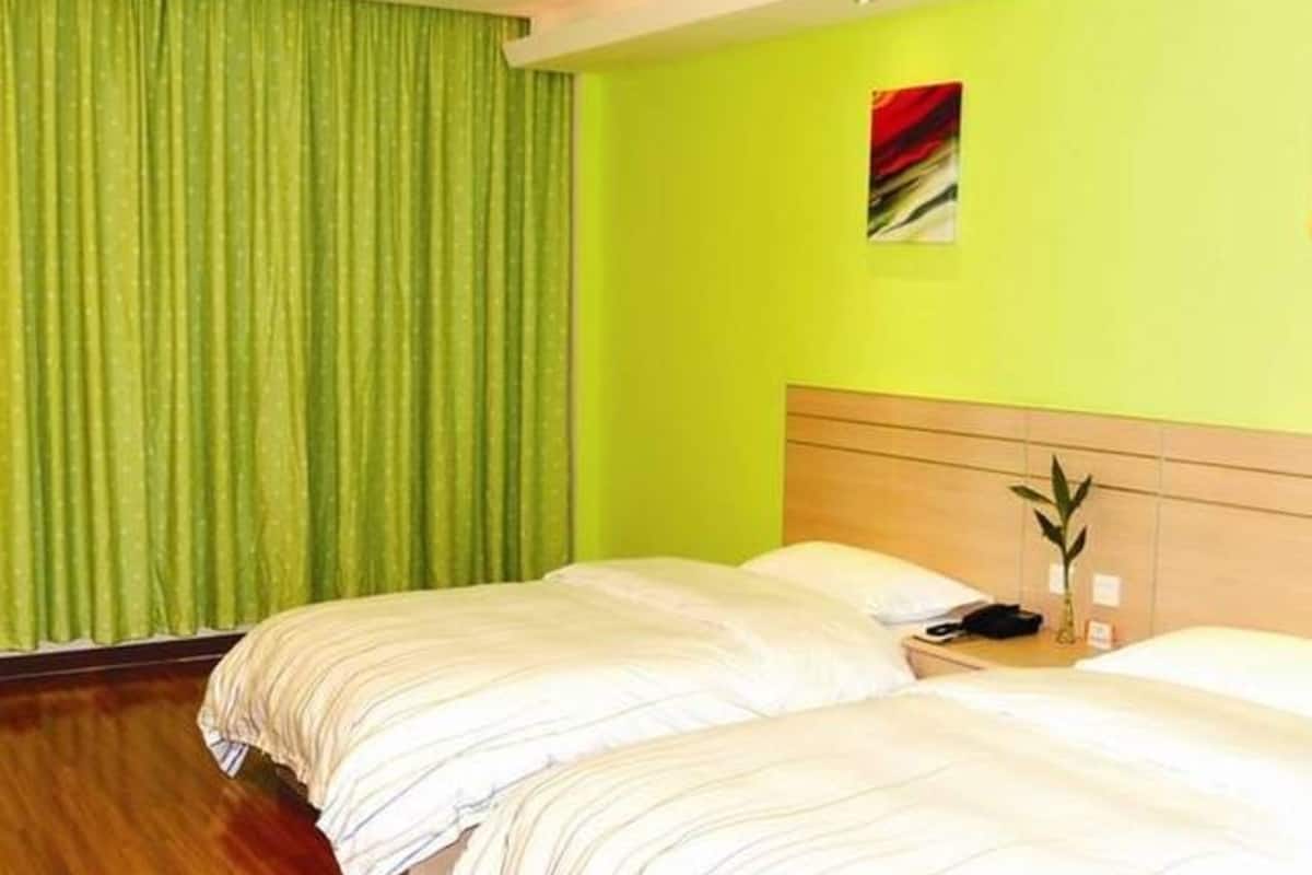 desk, blackout curtains, free wifi