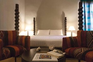 Coffres-forts dans les chambres, bureau, Wi-Fi gratuit