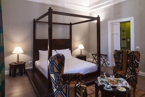 Coffres-forts dans les chambres, bureau, Wi-Fi gratuit