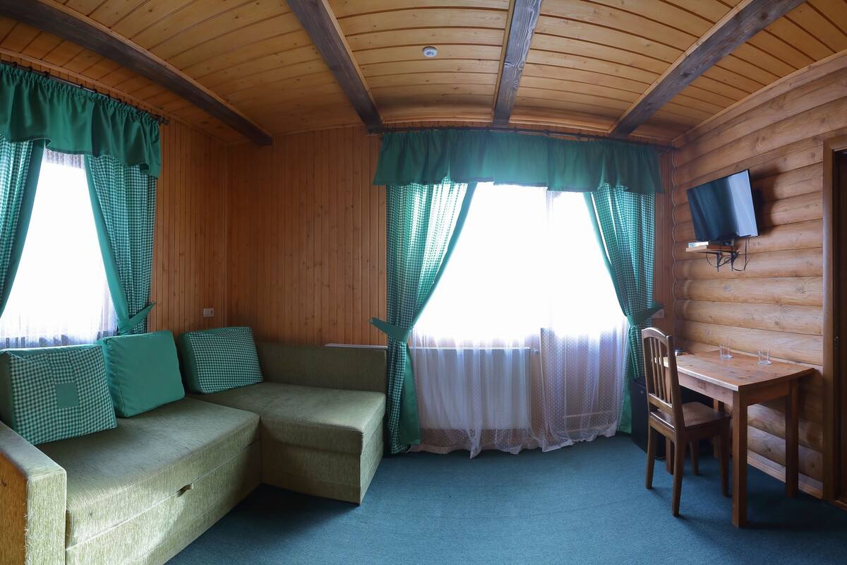 1 bedroom, desk, soundproofing, iron/ironing board