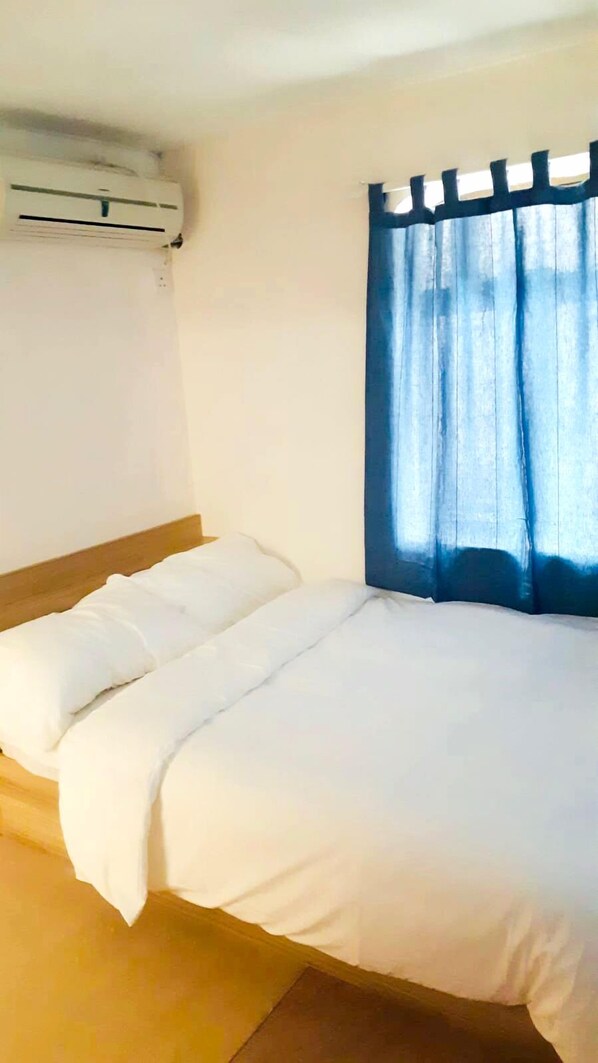 Standard Double Room, Shared Bathroom, Garden View | Wi-fi percuma, cadar katil 