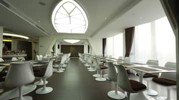 Der serveres morgenmad