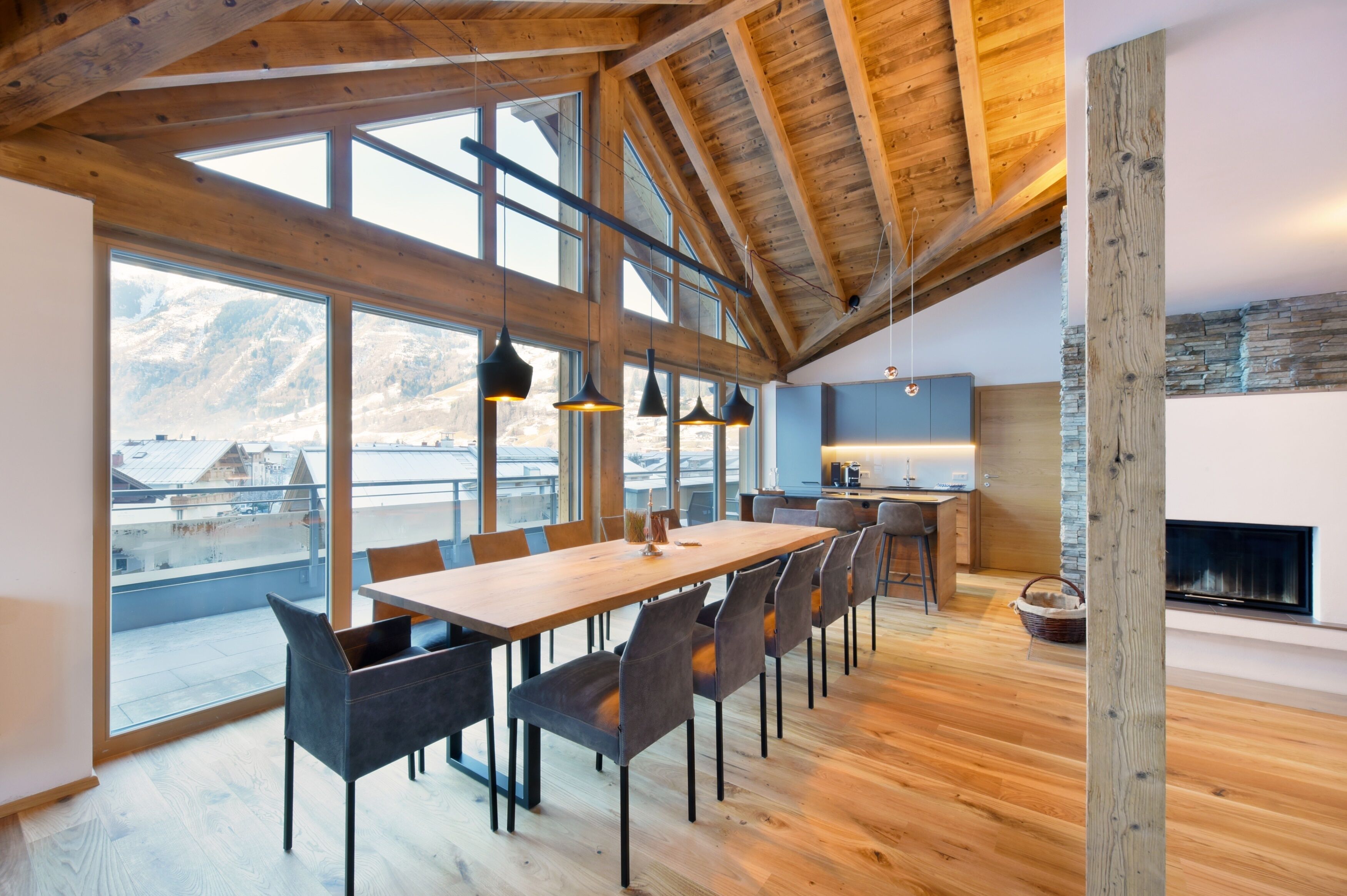 family apartment xxlarge | living area | led tv