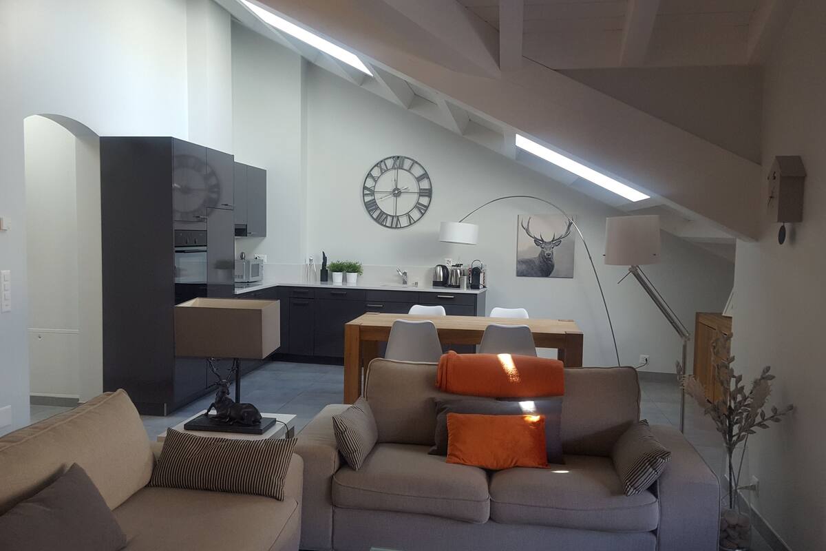 Apartment, 2 Bedrooms | Living area | TV