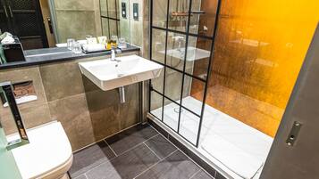 Standard Double Room, Annex Building | Bathroom