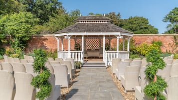 Área de bodas al aire libre