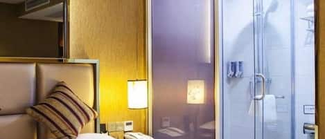 Desk, blackout curtains, free WiFi, bed sheets