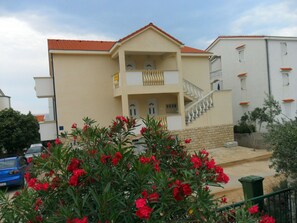 Facciata della struttura