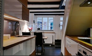 Ferienhaus, Mehrere Betten | Eigene Küche | Großer Kühlschrank, Mikrowelle, Ofen, Herdplatte