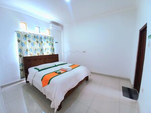 6 bedrooms, premium bedding, soundproofing, free WiFi - Homestay Jogja dekat Malioboro by Simply Homy (Yogyakarta)