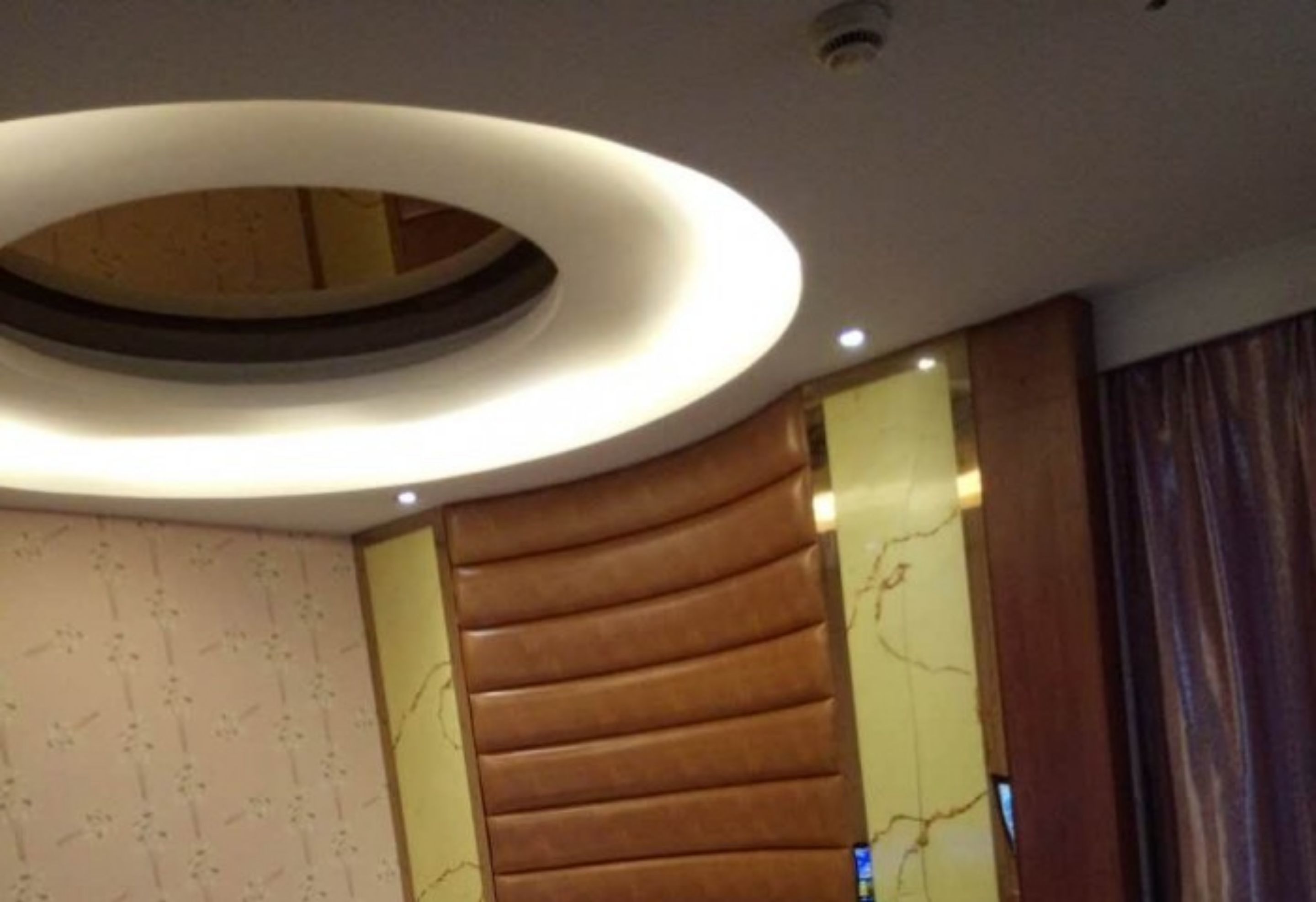 Escritorio y wifi gratis 