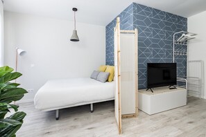 スタジオ (1B) | デスク、アイロン / アイロン台、ベビーベッド (無料)、WiFi (無料)