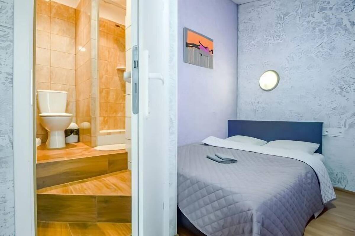 2 chambres, literie hypoallergénique, bureau, rideaux occultants