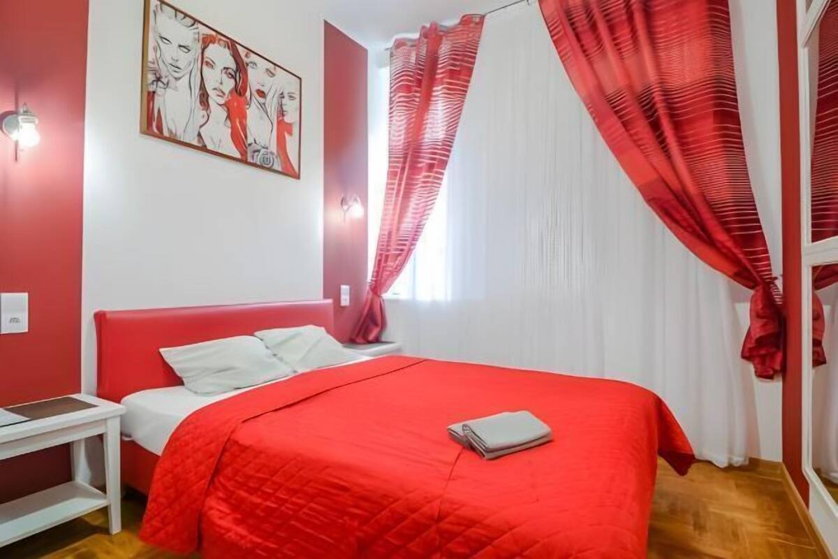 2 chambres, literie hypoallergénique, bureau, rideaux occultants