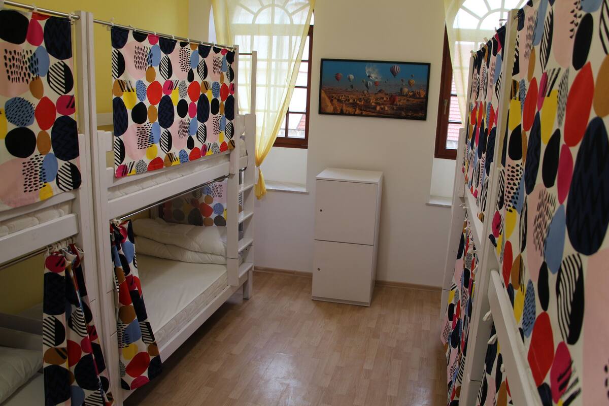 Shared Dormitory, Mixed Dorm (10) | Hypo-allergenic bedding available, blackout drapes