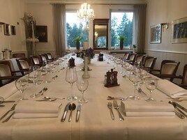 Lunch and dinner served, local and international cuisine