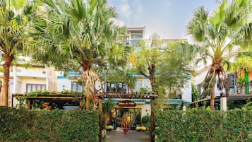 Fachada de la propiedad