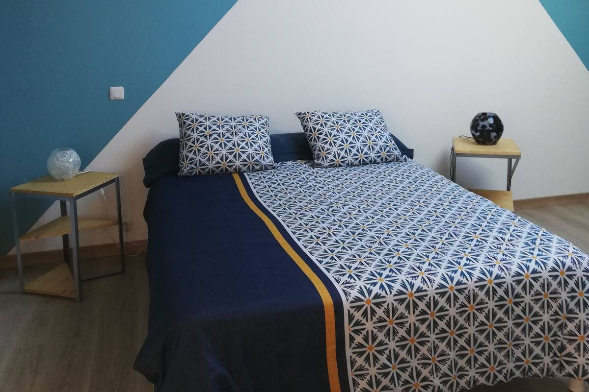 Habitación familiar | Decoración individual, mobiliario individual, cortinas opacas