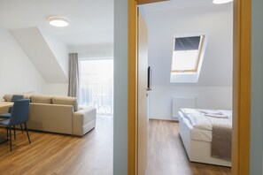 Appartamento Comfort, 1 camera da letto | Area soggiorno | TV a schermo piatto