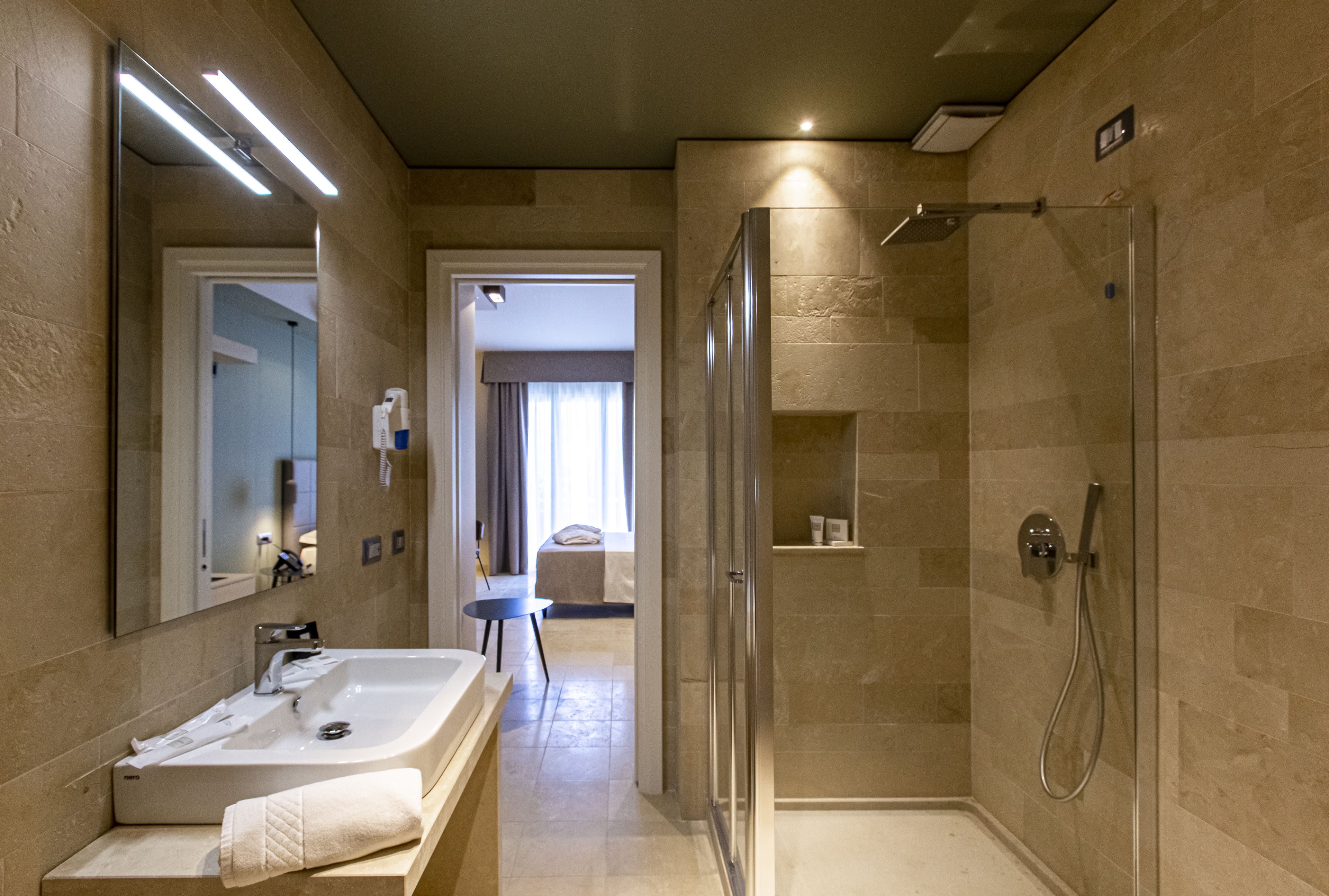 Photo - Charme SIMON BOLIVAR