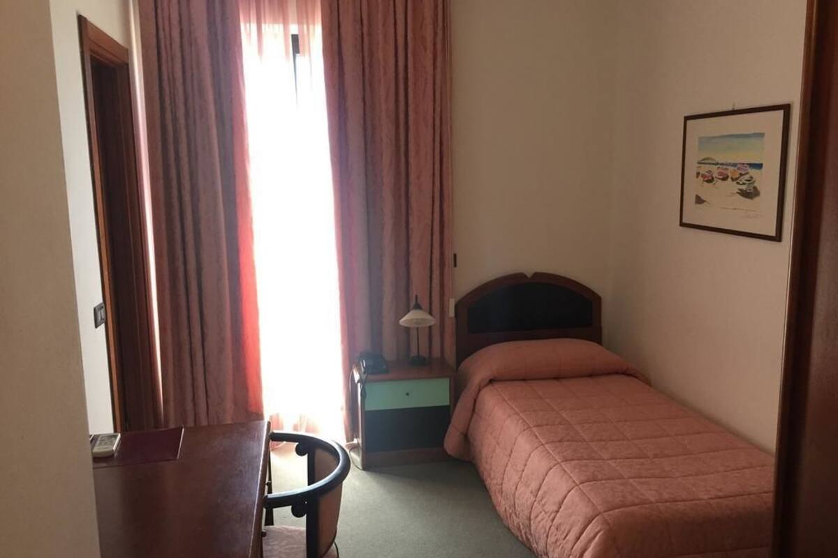 Single Room, 1 Single Bed